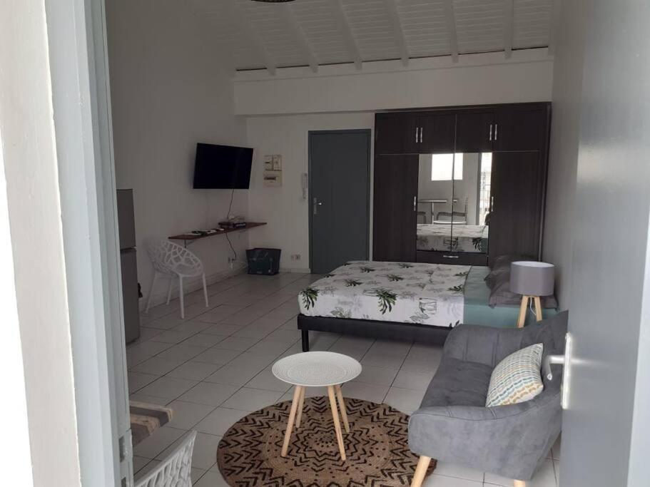 Sejour D'Affaires Ou De Loisirs A Pointe A Pitre Apartment Exterior photo